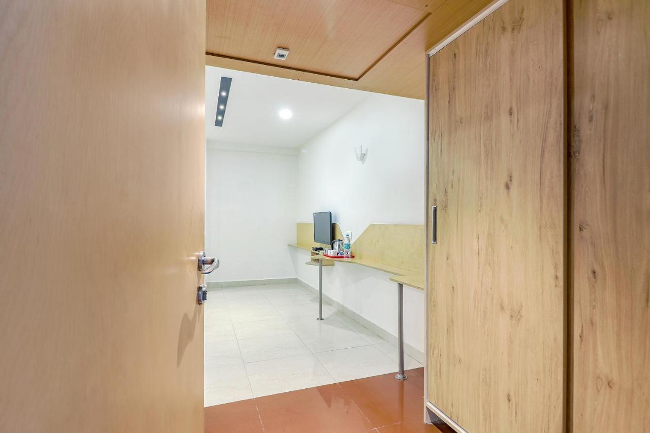 Fabhotel Aamantran & Banquet Halls - Nr Rtc X Roads Metro Station ไฮเดอราบัด ภายนอก รูปภาพ