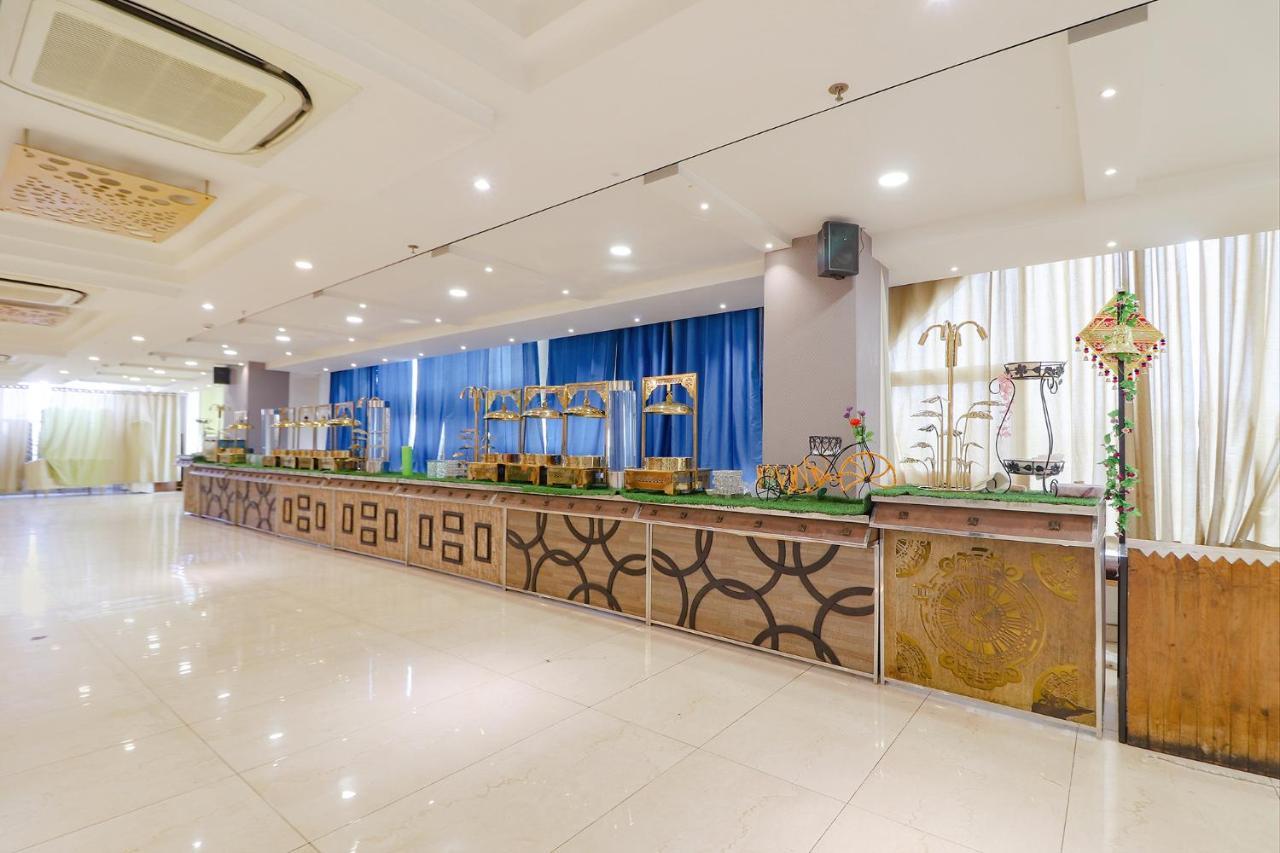 Fabhotel Aamantran & Banquet Halls - Nr Rtc X Roads Metro Station ไฮเดอราบัด ภายนอก รูปภาพ